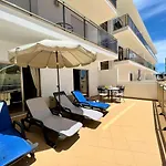 公寓 Terrace With Pool By Homing *