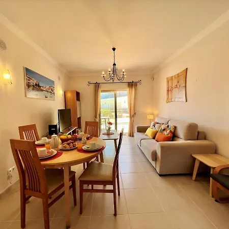 Apartment Terrace With Pool By Homing Albufeira