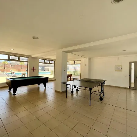 Terrace With Pool By Homing Албуфейра